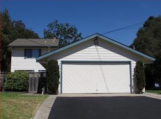 193 Echo Valley Rd, Salinas, CA 93907