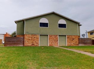 1809 Treehouse Trl APT A, College Station, TX 77845