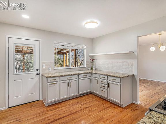 4th image of 2411 Providence Cir