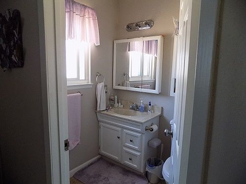 4th image of 11050 Hemlock Ave