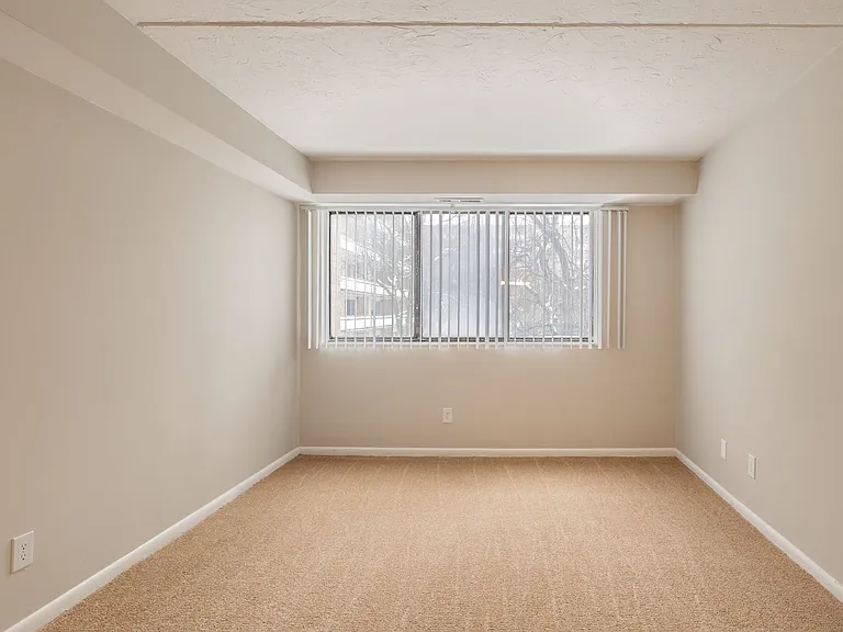 Coppertree Apartments — Photo 54