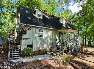 175 Dogwood Hill Dr, Tamassee, SC 29686