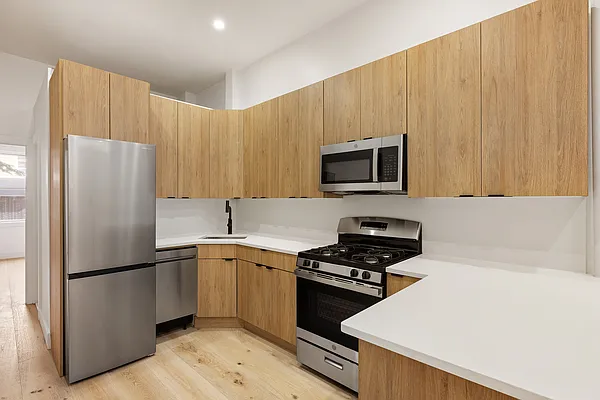 Kitchen, photo 1