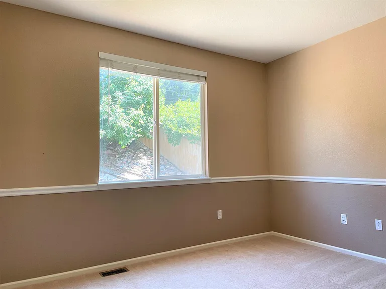 2854 Windridge Cir — Photo 10