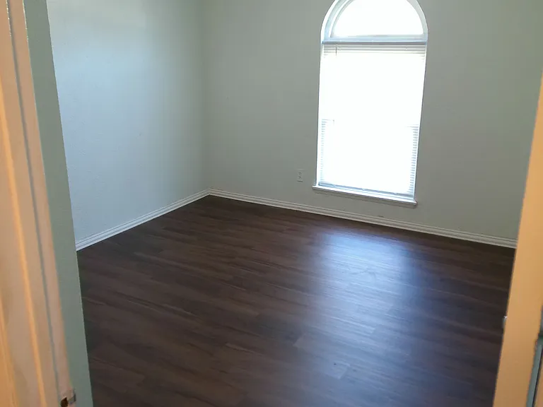 5809 Maiden Ln — Photo 14