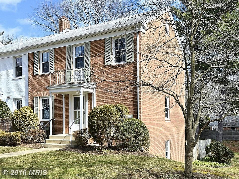 1st image of 631 Azalea Dr
