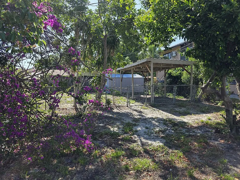 2 bed, 2.5 bath, 1416 sqft, $2,100 — Photo 4