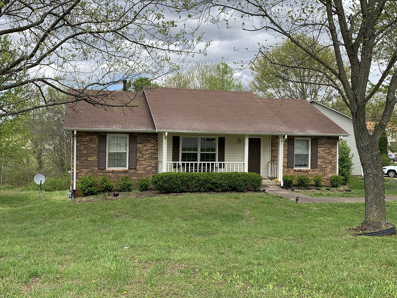 499 Steffi St Clarksville Tn 37040 Zillow