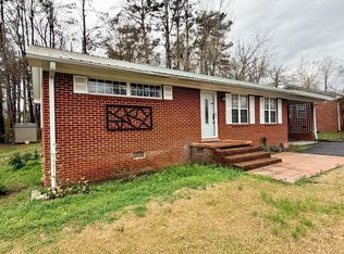 1910 Magnolia Dr, Corinth, MS 38834