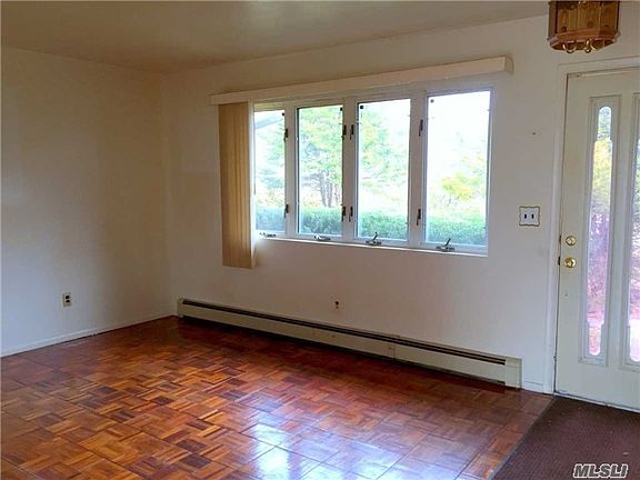 3rd image of 26 Clinton Ave