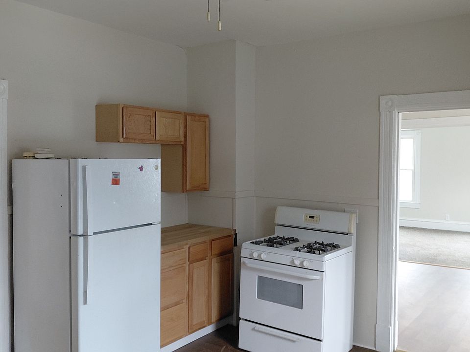 1st image of 101 Byard St #2
