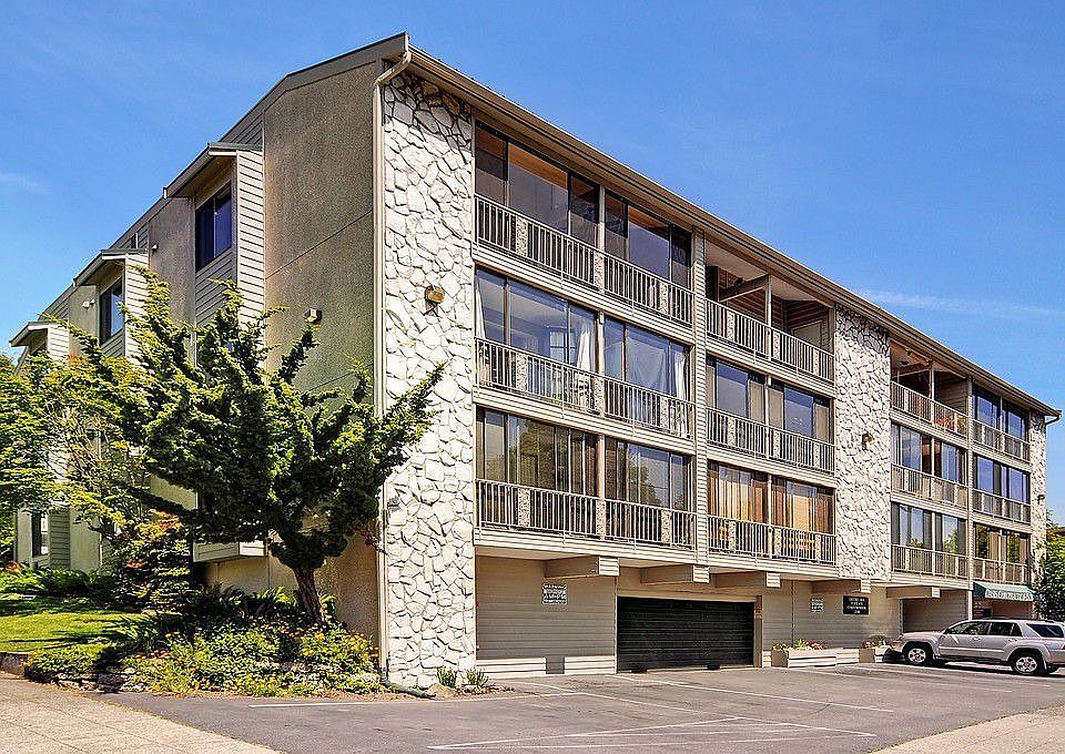 1st image of 7320 E Green Lake Dr N APT 201