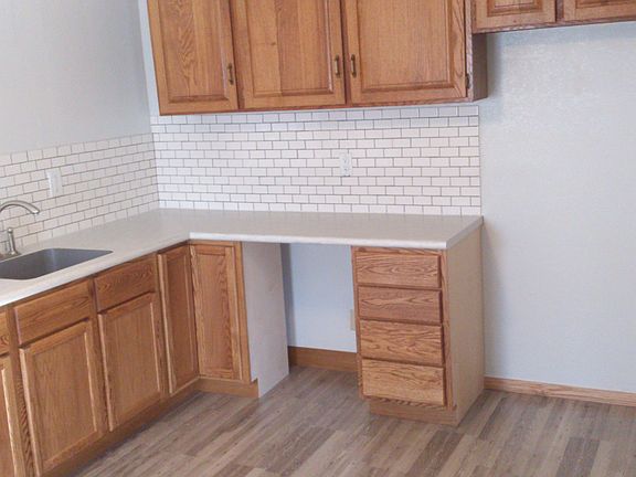 Kitchen oak cabinets
