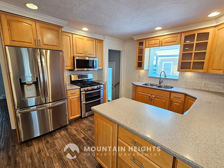 2473 S Hartford St — Photo 10