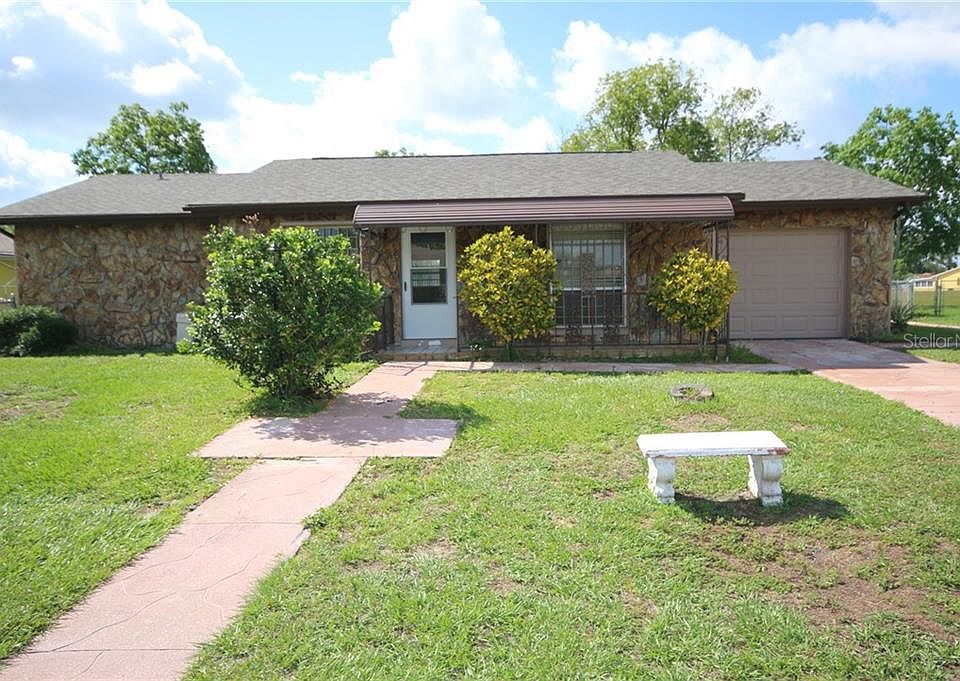 1st image of 182 E Cedarwood Cir