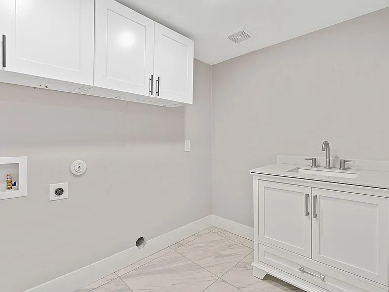 3506 Touchstone St — Photo 4