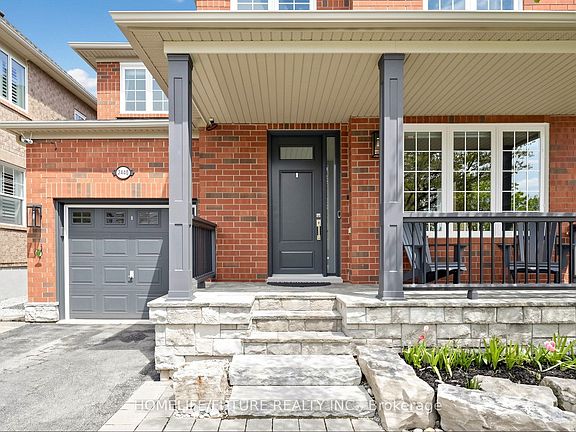 3rd image of 2440 Hollybrook Dr