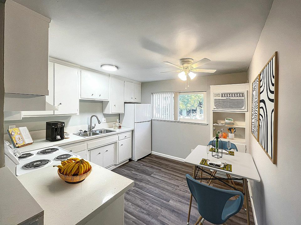 Brentwood Kitchen