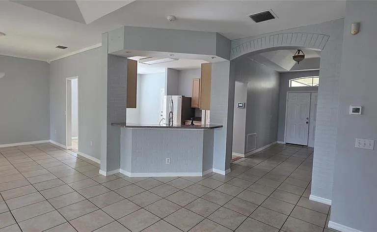 1305 Lakehurst Way — Photo 25
