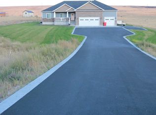 5921 S High Willow Ln, Idaho Falls, ID 83406