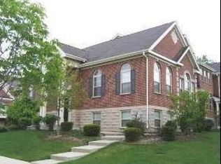 699 Prestwick Ln, Wheeling, IL 60090