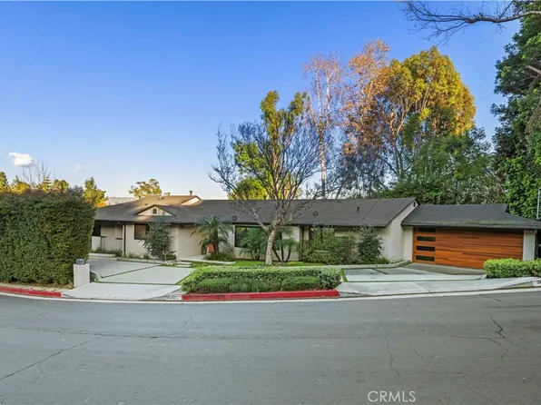 3640 Wrightwood Studio Ctr, Studio City, CA 91604