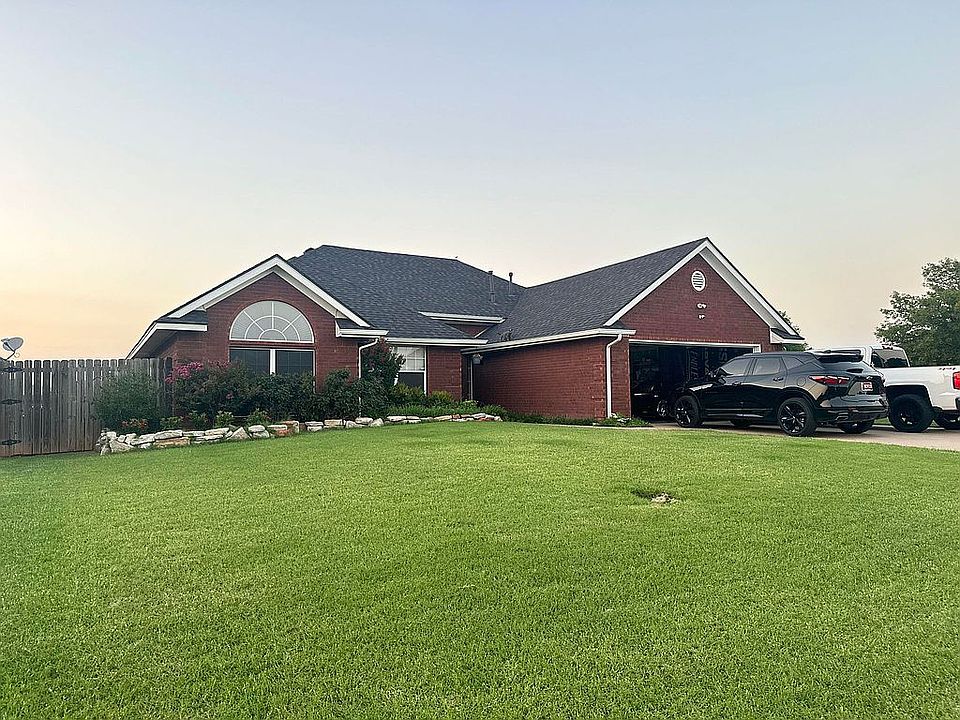1st image of 7301 NW Crestwood Dr