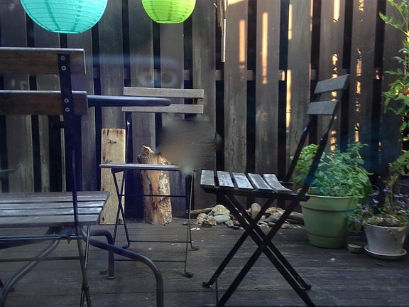 Deck for barbecues, relaxing