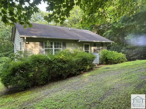 434 Creek Valley Rd, Stuart, VA 24171