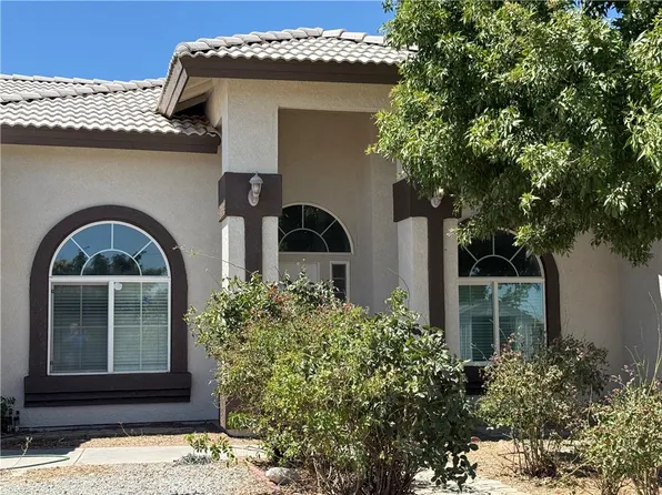 6439 Lime Rd, Phelan, CA 92371
