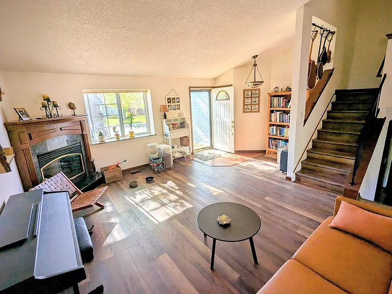 3100 Crockett St — Photo 18