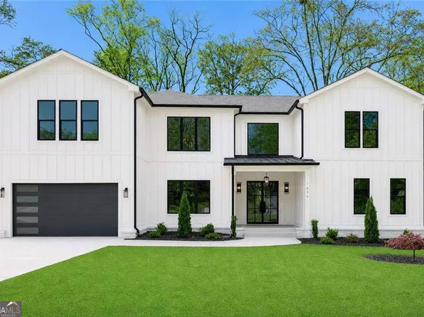 1696 Dunwoody Pl NE, Atlanta, GA 30324