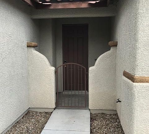 2nd image of 10914 Florence Hills St