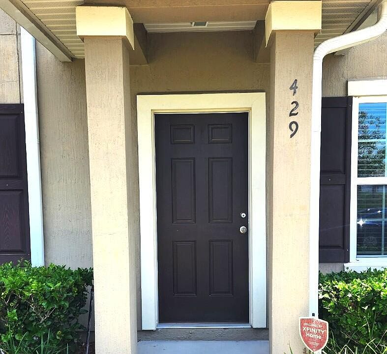 1st image of 429 OASIS Lane