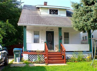 7401 Ridgefield Rd, Cleveland, OH 44129