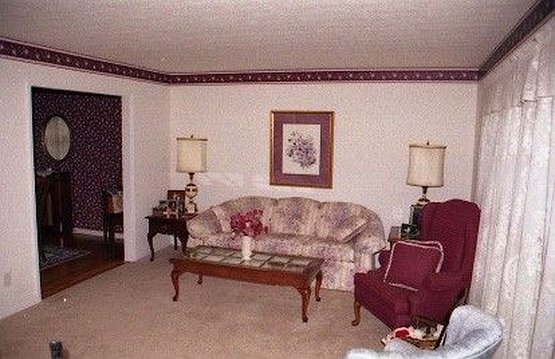 3rd image of 17 SQUIRE Road