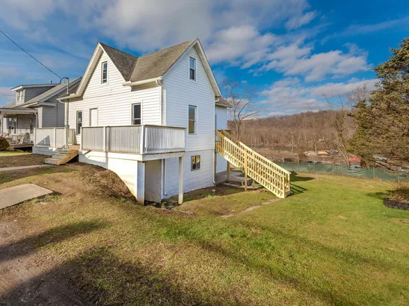 312 Monongahela Ave, Westover, WV 26501