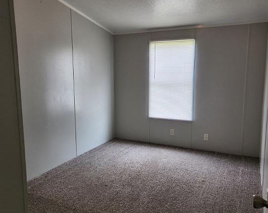 4th image of 120 Elm Leaf Ln