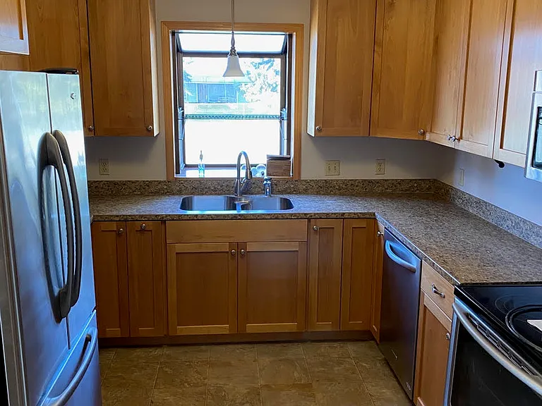 314 W 12th Ave — Photo 18
