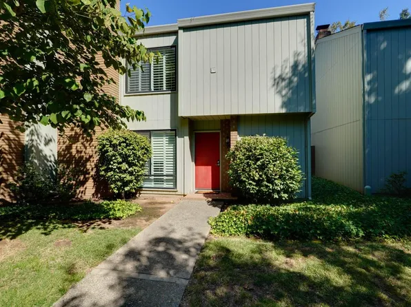 704 Elmhurst Cir, Sacramento, CA 95825
