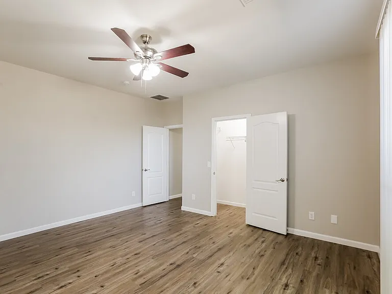 10260 E Isleta Ave — Photo 11