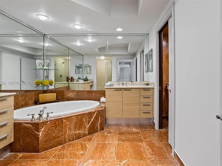 3535 S Ocean Dr #1703 — Photo 17
