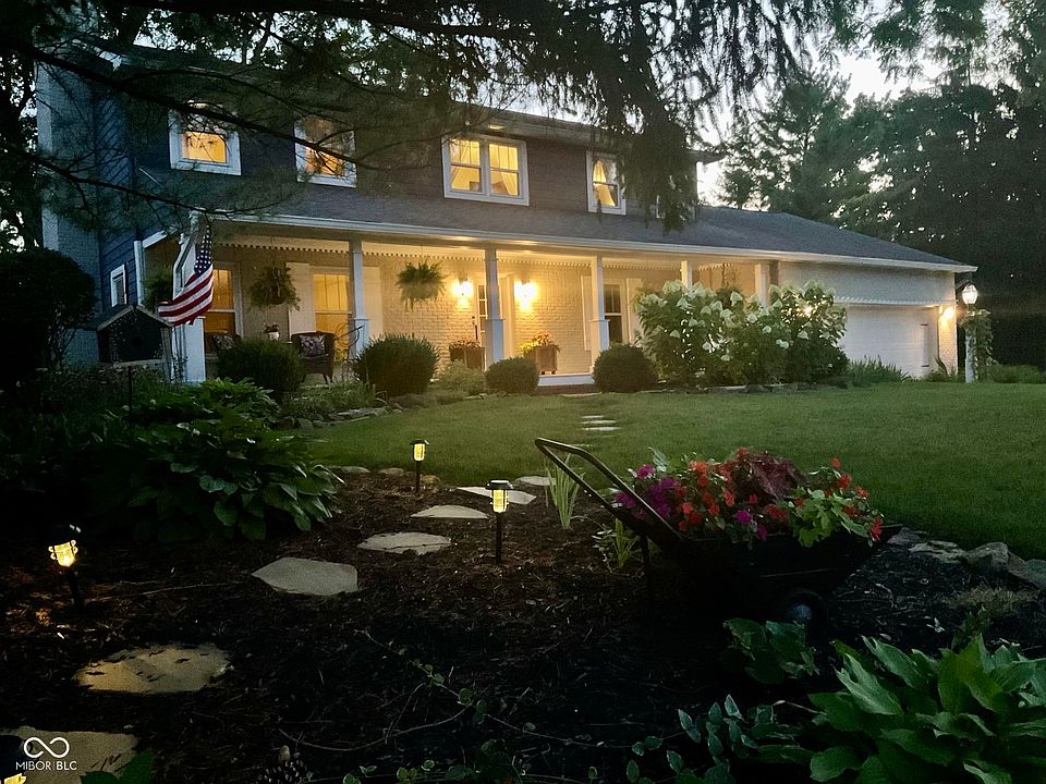 1st image of 19 Ashbourne Dr