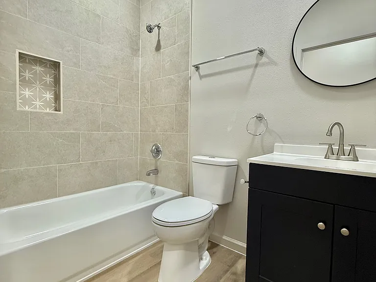 403 Cornell Ave #2 — Photo 6