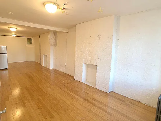 Rented by Yup Realty LLC | media 10