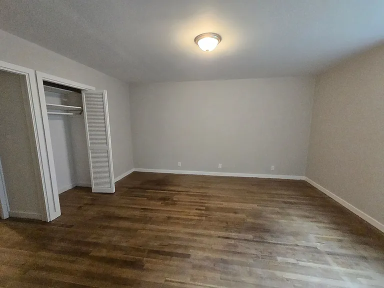 3701 Wesley Dr — Photo 72
