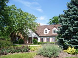 689 Thompsons Way, Inverness, IL 60067