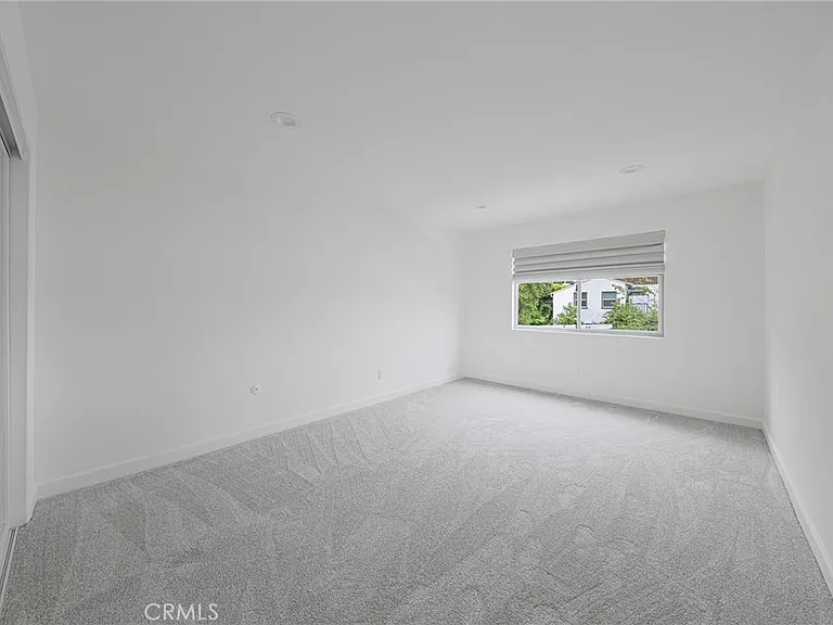 420 S Madison Ave #205 — Photo 14