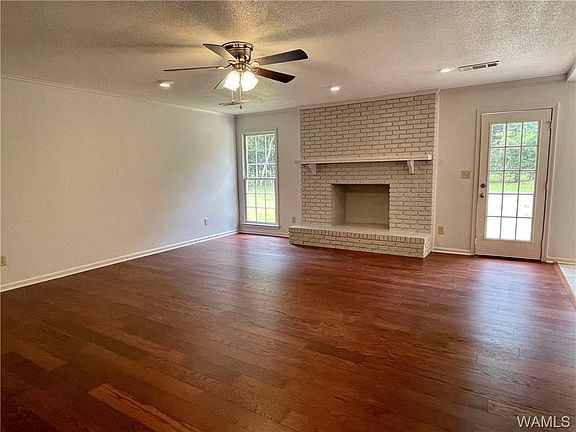 4th image of 5542 Woodberry Ln