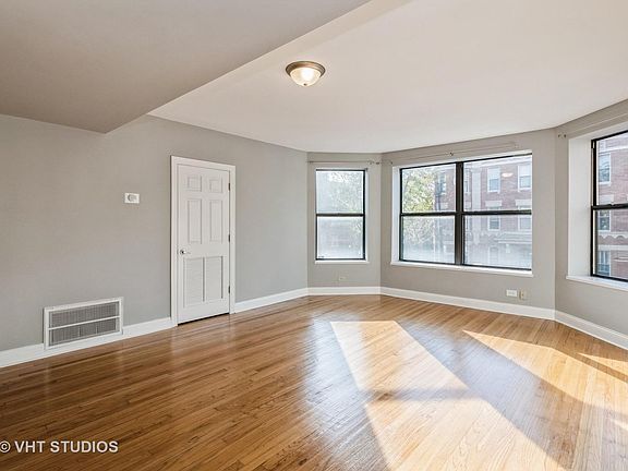 4th image of 2737 N Kimball Ave #2